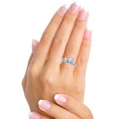 14K yellow gold bridal set with 0.25 ct marquis cut diamond  6-Prong Round & Baguette 1.25CT Wedding Ring Set in 14K Yellow Gold display picture 1