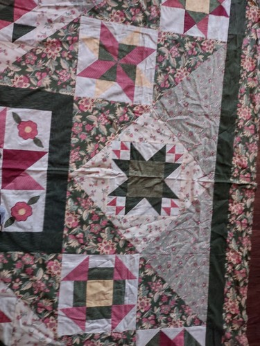 Vintage Amish Quilt Top 88x84 - Picture 10 of 17