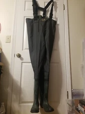 Hodgman Pipestone Wader with Boots, Size 7 Barely Used *crack in rubber from age