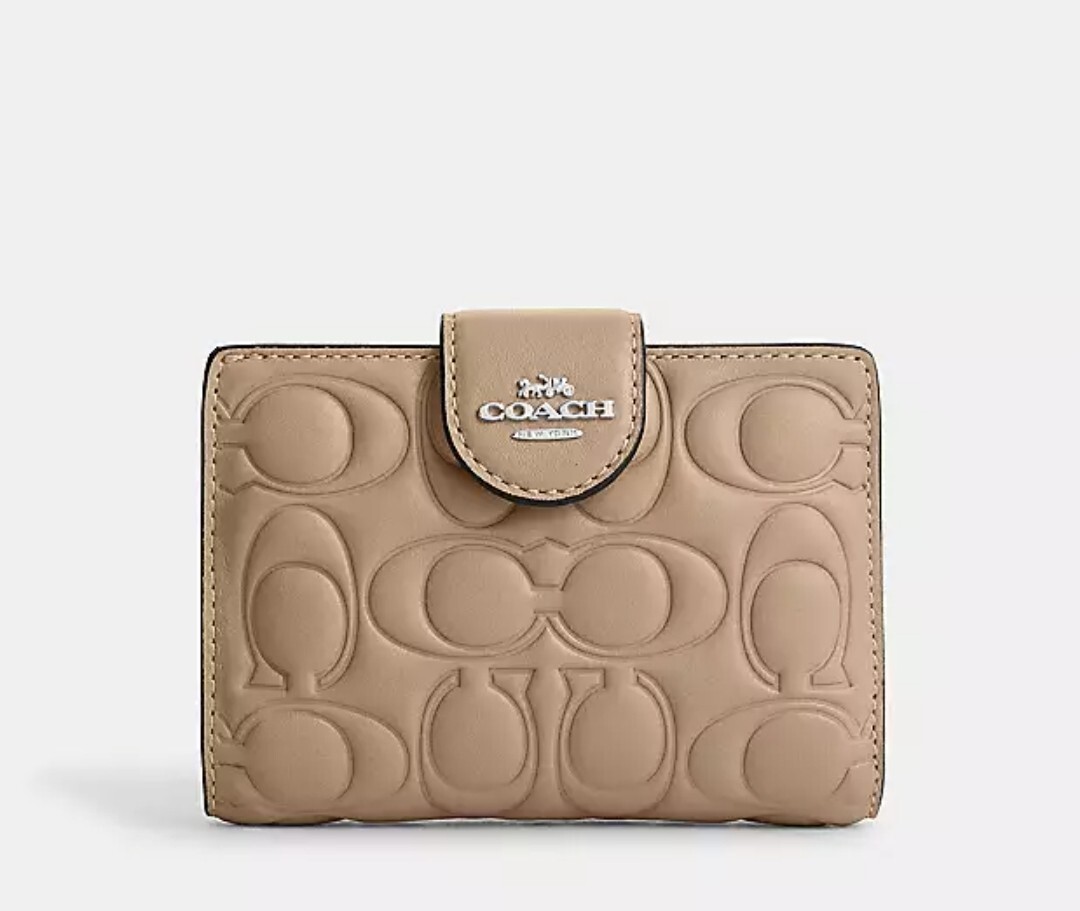 【COACH】Medium Corner Zip Wallet In Signature Leather Coach Medium Corner Zip Wallet In Signature Leather | eBay
