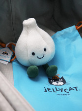 Jellycat Amuseables Garlic Brand New with Tags & Dust Bag - New Release!