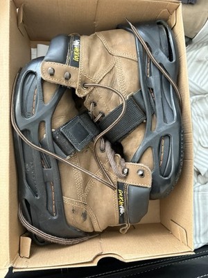 Cougar Paws CPPP Roofing Work Boots Men's Size 7 With Boot Covers