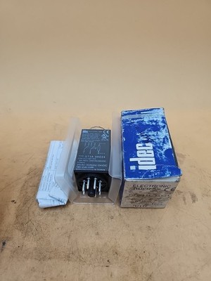 IDEC GT3A-3AD24 GT3 Multi-Function 8 Pin Plug In Electronic Timer