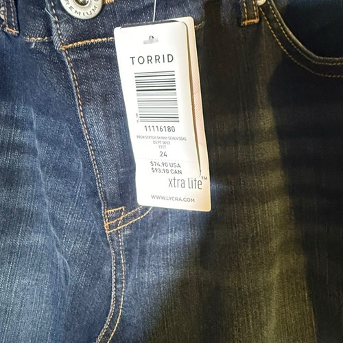 Torrid Jeans Plus Size 24R Premium Skinny Jeans Blue Denim NWT - Picture 4 of 9