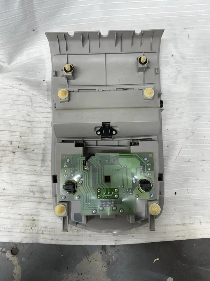 Consola de techo enchufable Toyota Prius 12-15  Foto 2 de 4