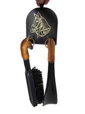 Vintage Shoe Horn  Brush Horse Head Hanging Plaque Made In Japan 7" Plastic H4