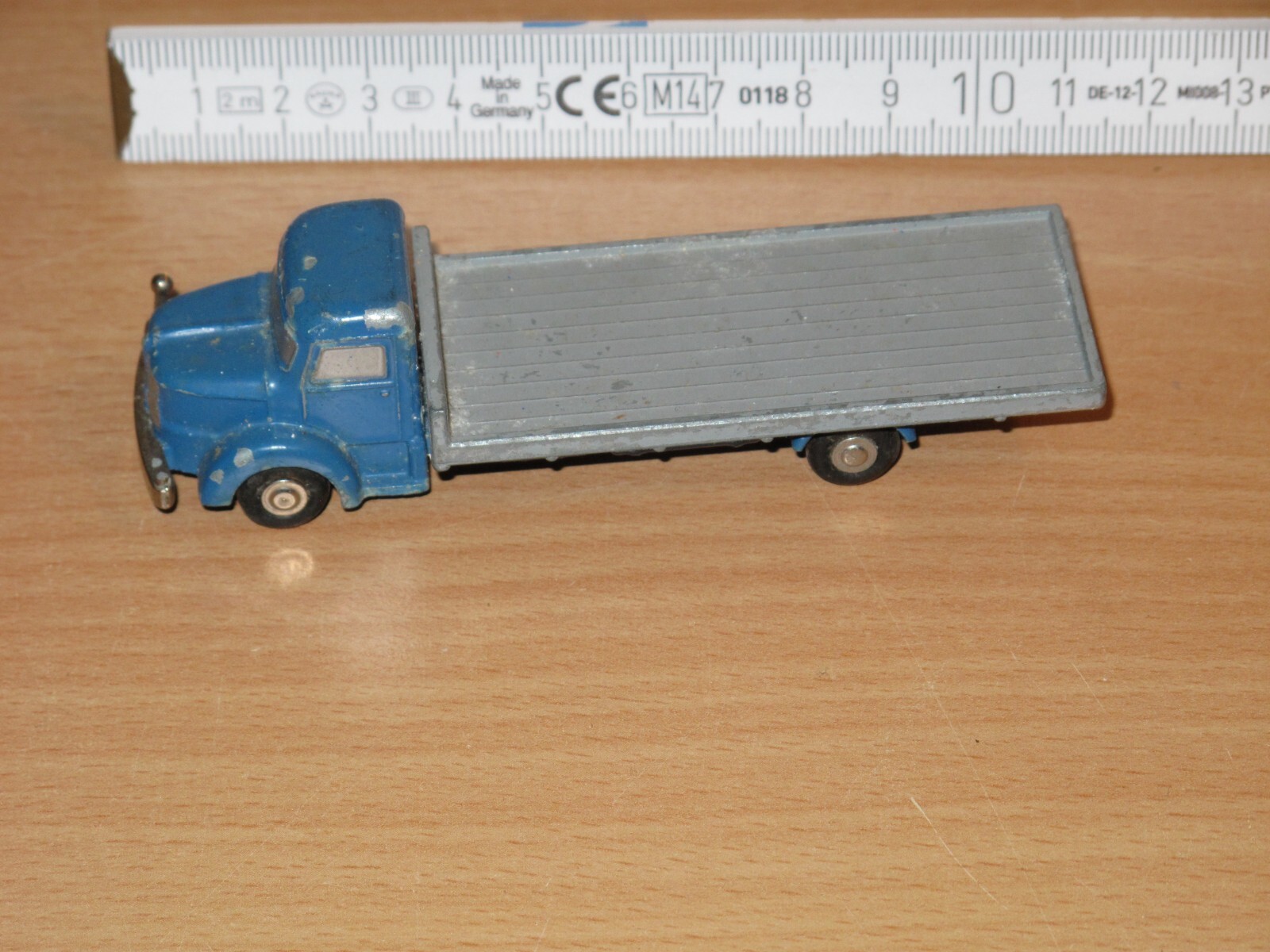 Picture 2 of 4