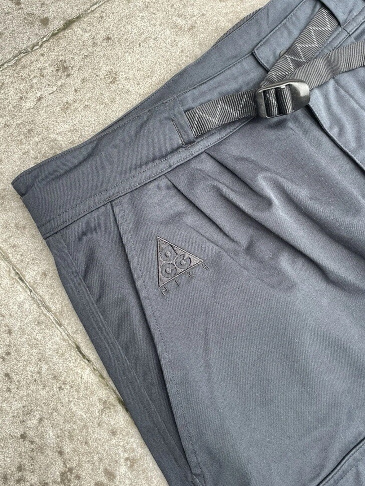 NIKE ACG WOVEN CARGO PANTS DARK NAVY Men Size Medium(34-36