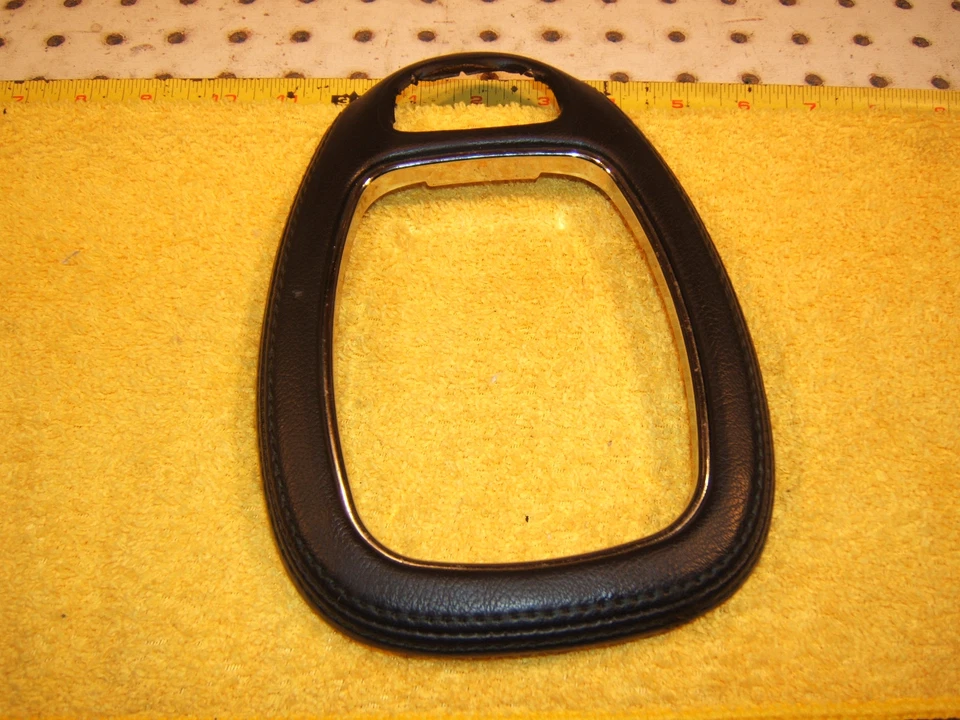 Jaguar 2001 XJR consola delantera palanca de cambios automática NEGRO doble costura 1 cubierta Foto 3 de 4