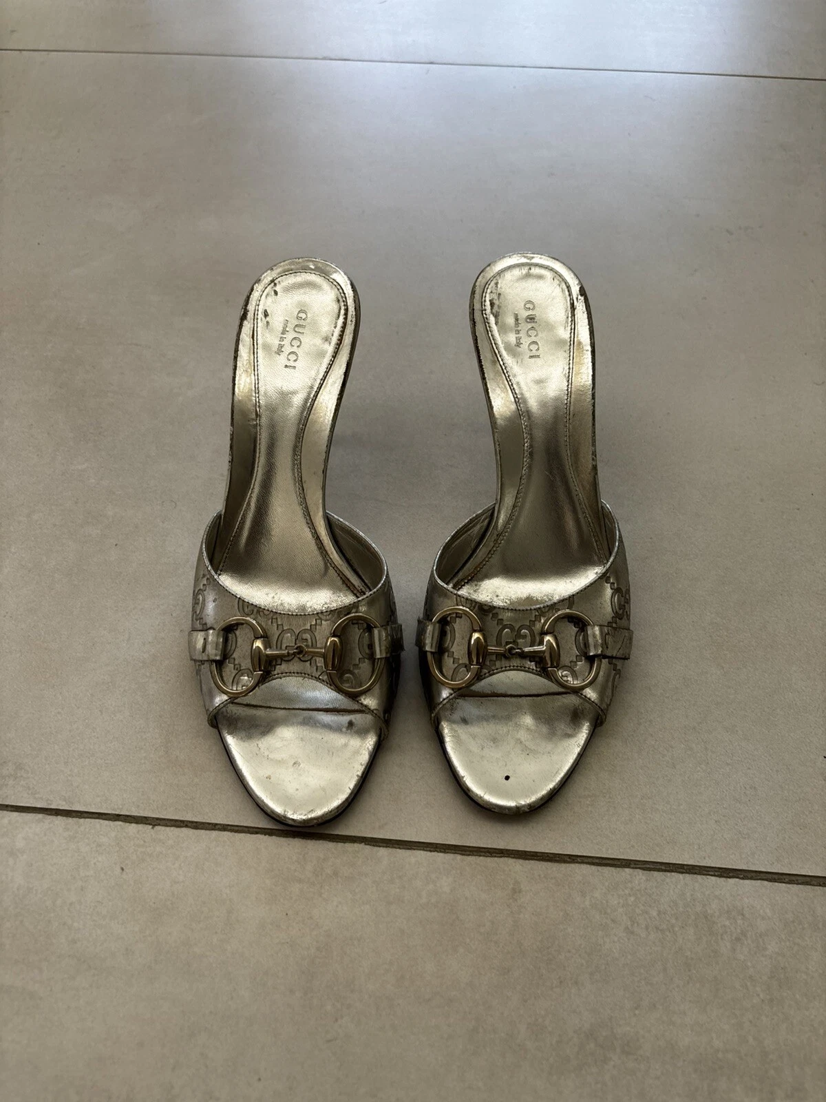 Gucci talons argentés