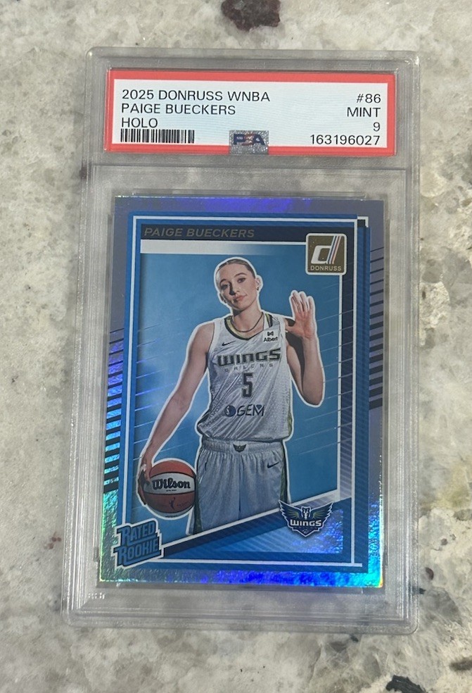 2025 Panini Donruss WNBA #86 Rated Rookie Paige Bueckers Holo (RC) PSA 9 Dallas view 1