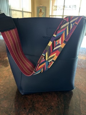 Threaded pear Many Purse Navy Blue WithShoulder Strap And Pouch