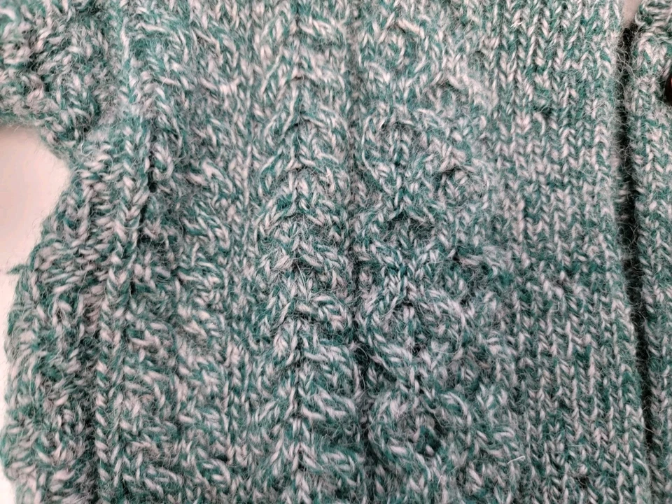 Cárdigan tejido a mano Carraig Donn para niños pequeños suéter talla S auténtica lana irlandesa Foto 2 de 4