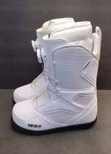 ThirtyTwo BOA WOMEN TM-2 COMFORT FIT SNOWBOARD BOOTS SIZE 7 WHITE NEW