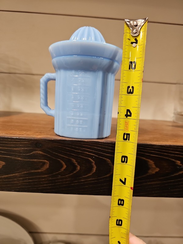Vintage Blue Milk Glass Citrus Juicer Reamer Measuring Cup 8 Oz Kitchen Art Deco