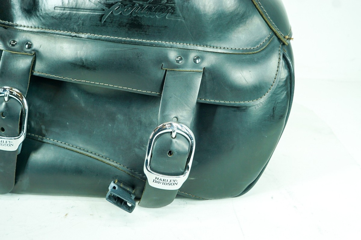 Harley Davidson Sportster OEM Saddle Bags 90304 98 a for