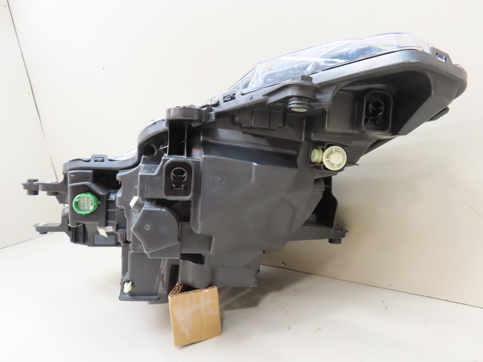 2018-2022 FERRARI 812 SUPERFAST GTS FRONT RIGHT PASSENGER SIDE HEADLIGHT LED OEM