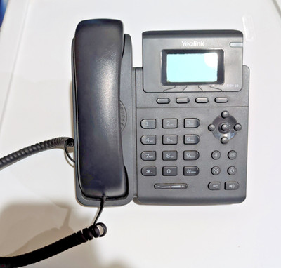 Yealink SIP-T19P E2 IP Phone   Tested Working   NO Power Supply   PoE