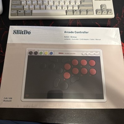 8Bitdo Arcade Stick for Nintendo Switch & Windows - Retro Styling