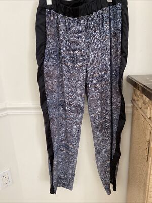 Lululemon Rise and Shine Bead Envy Silver Spoon Trouser Pants Women 8 Pristine