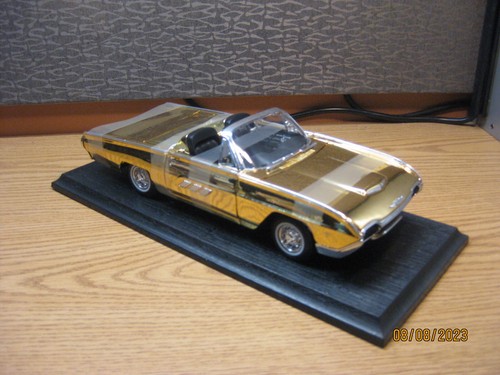 1/18 1963 FORD THUNDERBIRD SPORTS ROADSTER , GOLD PLATED , ANSON # 30334 GD - Picture 6 of 17