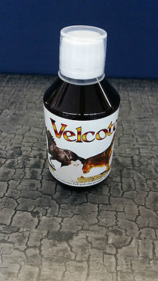 Grau Velcote 250 ml / für glänzendes Fell und gegen schuppende Haut / Grau