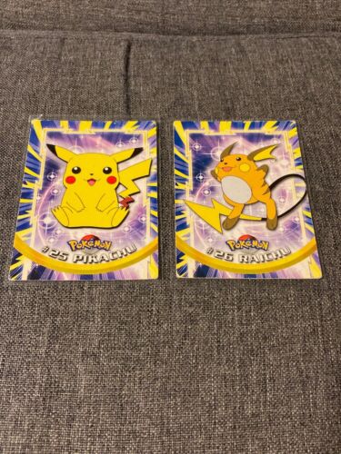 lot de 2 cartes pokemon topps 25 et 26 pikachu et raichu bon état - Photo 1/4