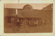 Antiguo RPPC Red Front Cash Store J. L. Hinson Prop carro de caballos AZO 1904-1918