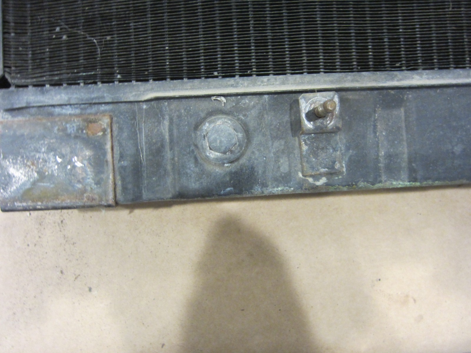 Ferrari Mondial 8 / 3.0 QV  - Water Radiator Cooler. Part# 116287