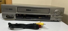RCA AccuSearch VCR Four Head Stereo VR552 W/AV Chord. No Remote. Tested!