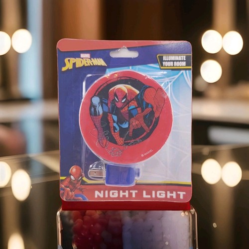 LED NIGHTLIGHT  Wall Plug-In with Switch Marvel Comics New NWT Led - Picture 1 of 2
