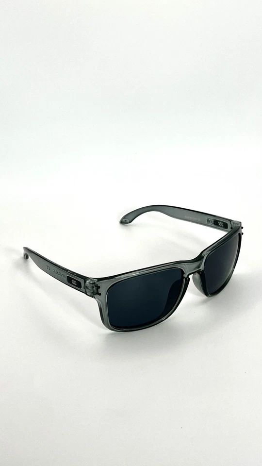 Lunettes de soleil Oakley Holbrook - Photo 1/1