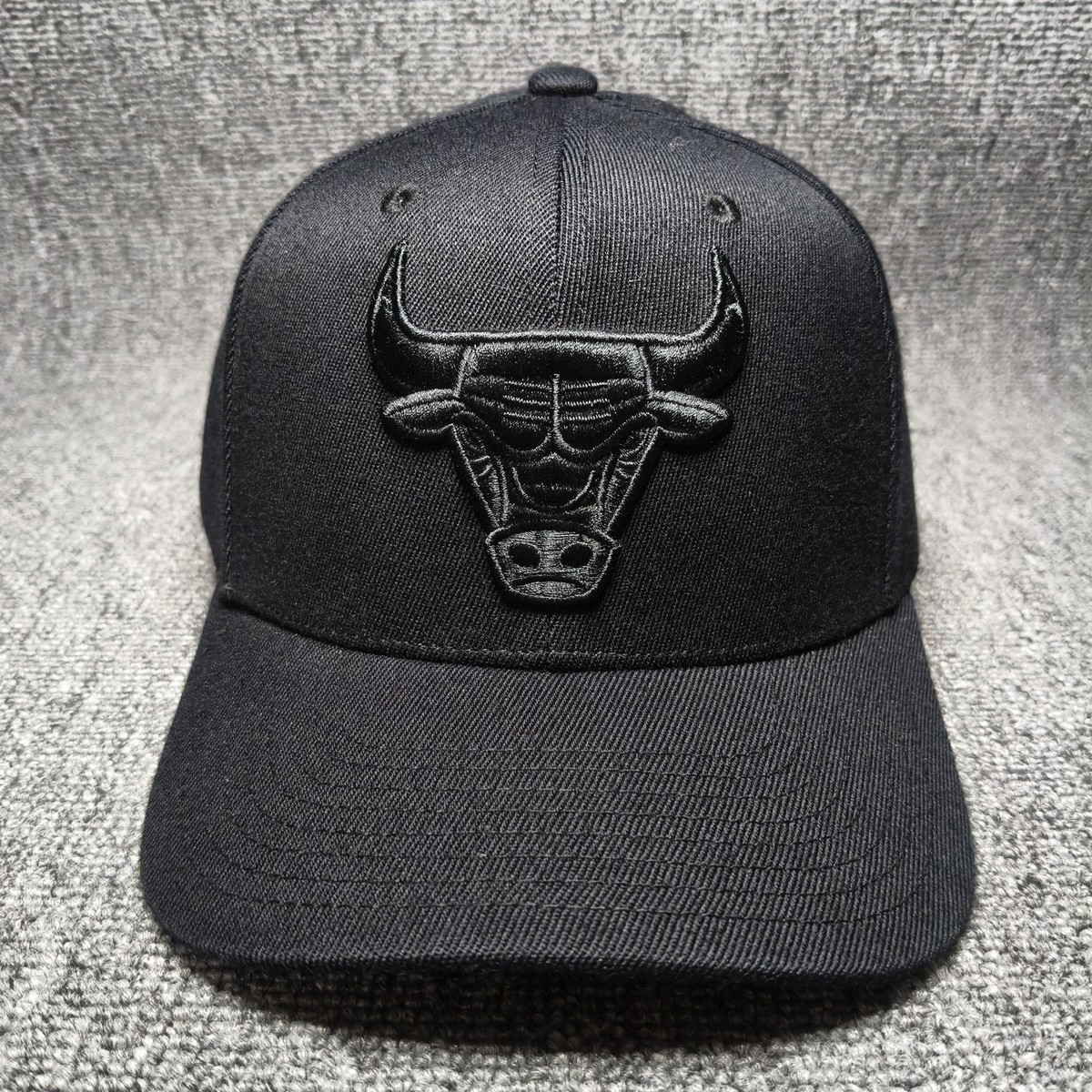 Mitchell & Ness Chicago Bulls Black Snapback Cap Adjustable NBA