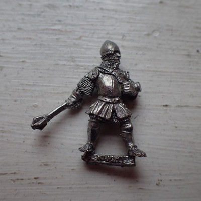 Citadel Warhammer 80s Empire Fighter Foot Knight with Mace