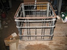 VTG METAL WIRE MILK CRATE 13 x 13 x 11 SEALTEST GLD 10-65 1965 PAINT