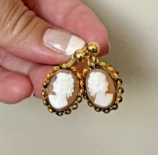 Vintage 14K Gold Filled Dangle Cameo Srewback Non Pierced Earrings