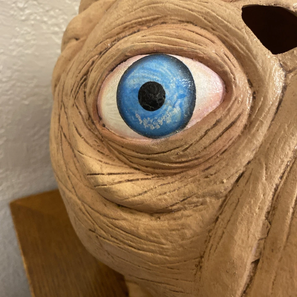 VTG E.T. Extra Terrestrial Rubber Mask Universal Studios Rare FUN Halloween EUC - Image 2 of 4