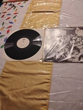 THE  ELVIS  TAPES COLLECTOR'S  EDITION  POLYDOR  1976  CANADA 