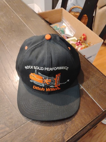 Vintage Ditch Witch Mens Snapback Trucker Hat Orange Black Made In USA - Picture 2 of 7