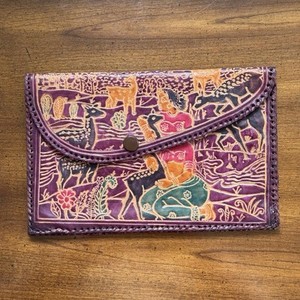   PURPLE WOMEN'S GENUINE LEATHER PURSE (HAND MADE).