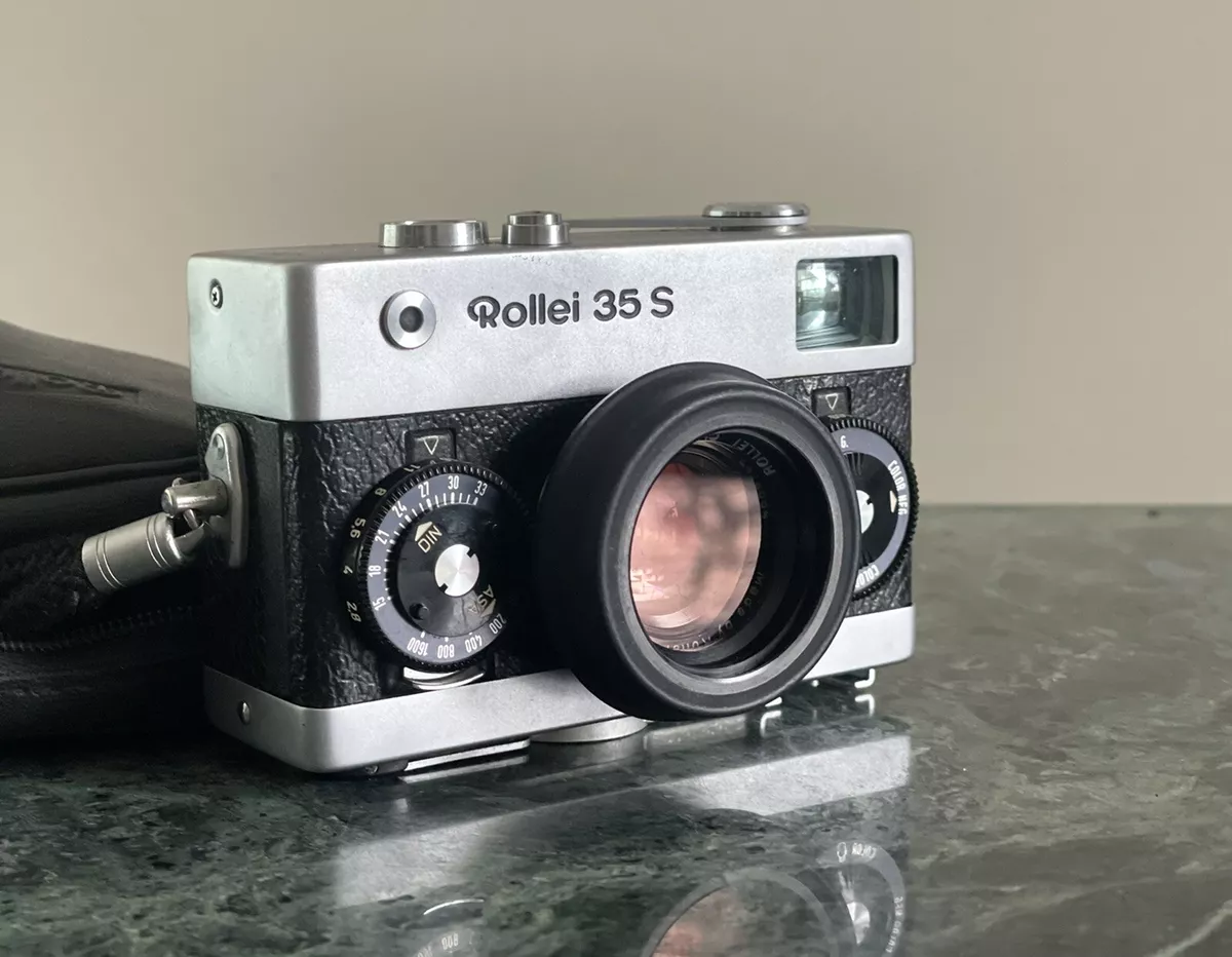 Rollei 35S - Vintage 35mm Film Camera - 40mm F/2.8 Lens - TESTED - WORKS