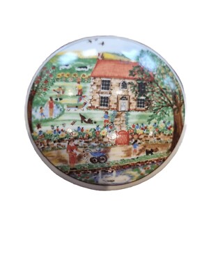 Objects D'art Fine Bone China Schmuckschatulle Garten Landhaus Szene