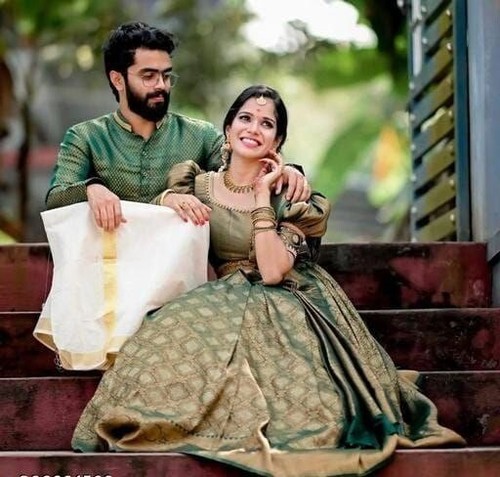 Banarsi Green Women's Georgette Lehenga Choli With Dupatta - Picture 4 of 7