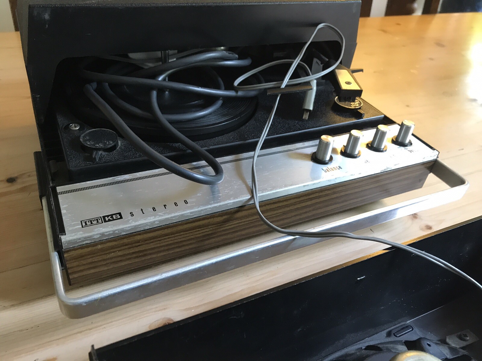 Vintage ITT KP820 Stereo Record Player LP Turntable + Speakers UK