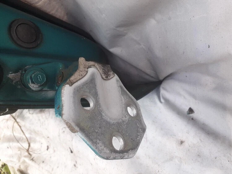 Bisagra de puerta delantera Hyundai Pony 1987 usada, genuina #1149865-40 Foto 3 de 3