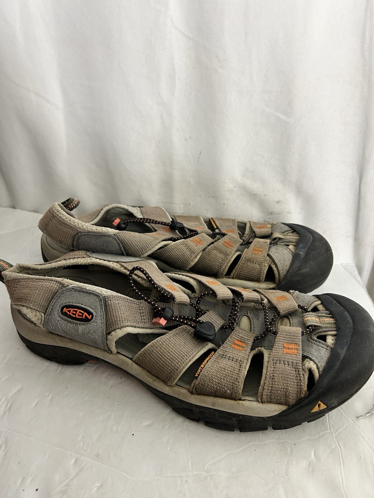 scarpa keen newport h2 beige arancione da uomo taglia 12 slip on escursionismo acqua