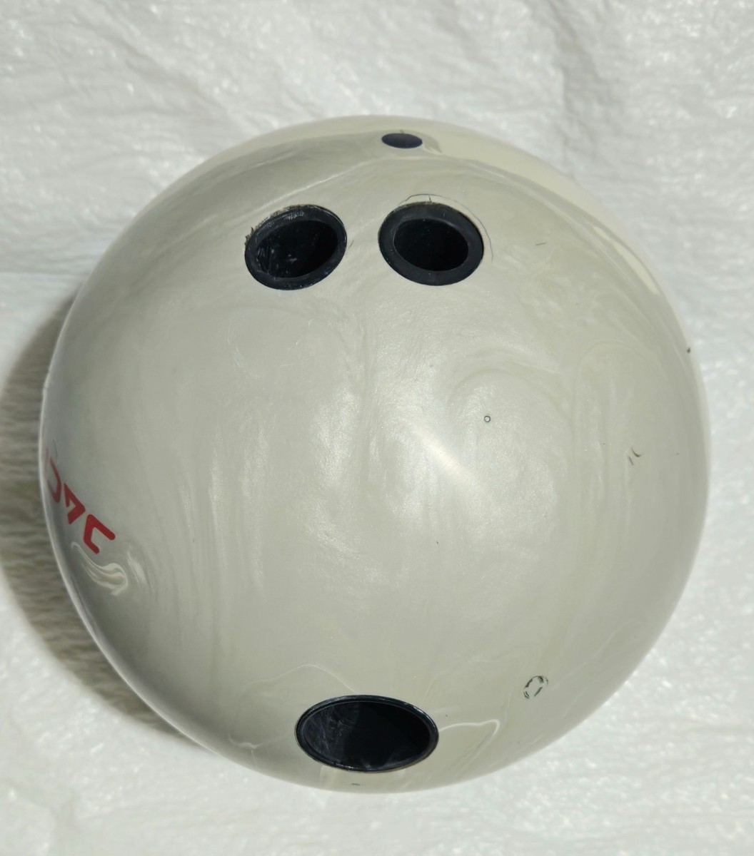 15 Lb MOTIV ExJ JACKAL LIMITED EDITION BOWLING BALL. RH Read Descr
