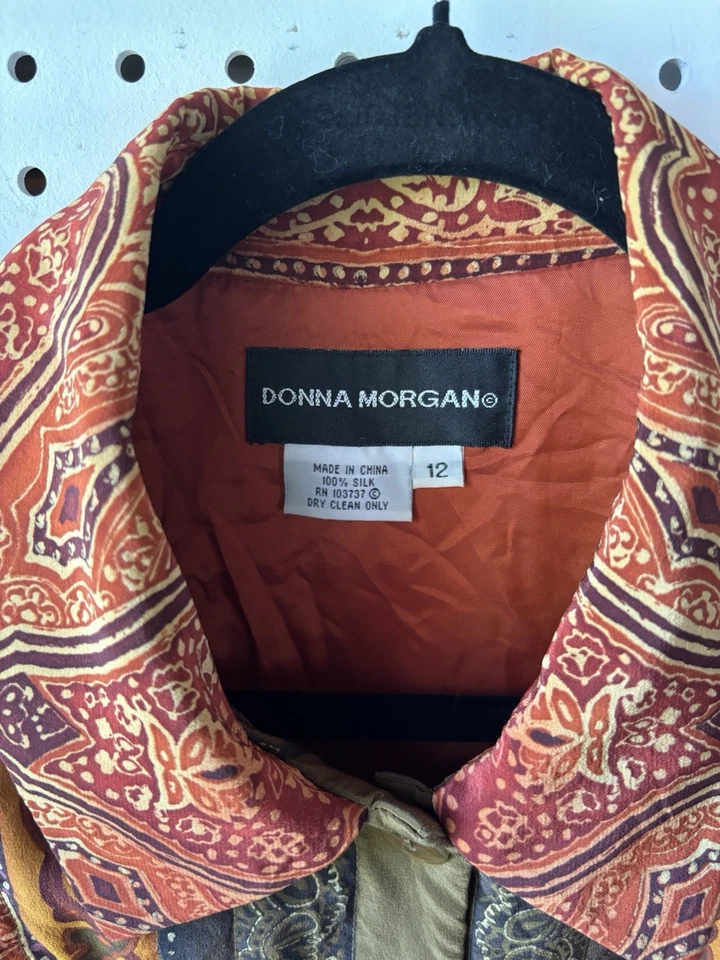 复古 Donna Morgan 100% 真丝女式 12 M/L 码纽扣前外套夹克 — 第 2/4 张图片