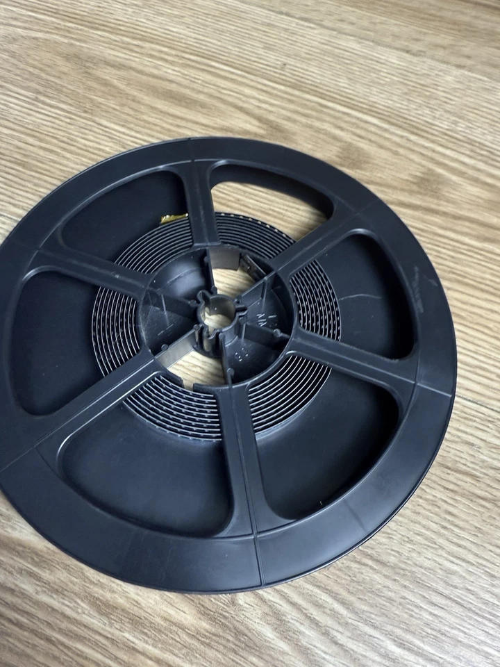 Carrete IC de referencia de voltaje de precisión Texas Instruments REF5025AIDGKT 2,5 V 🆕 Foto 2 de 4