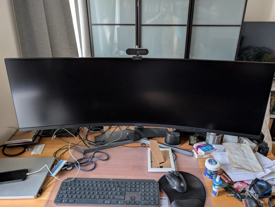 Samsung Odyssey Ultra Wide DQHD Gaming Monitor C49RG94SSR, 49 Zoll